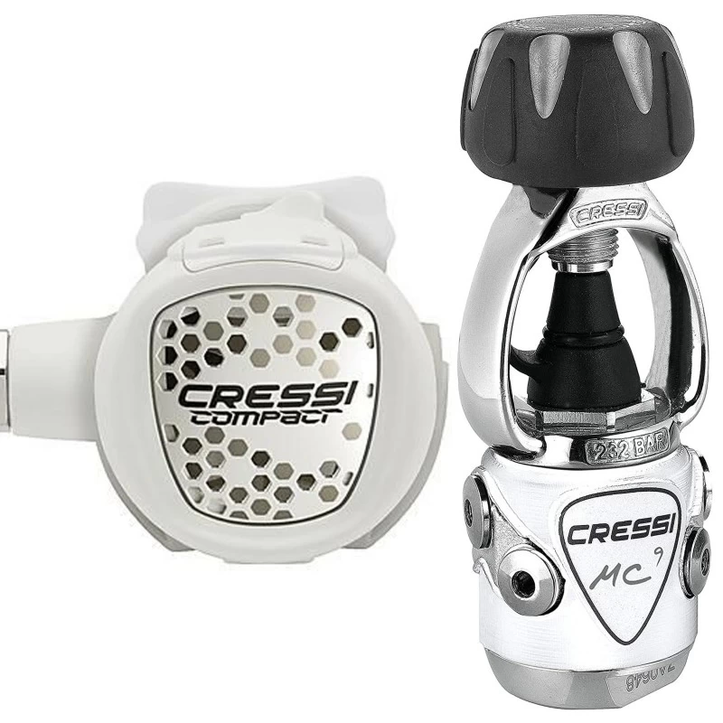MC9 COMPACT White Pack Détendeur + Octopus Compact + Manomètre Blanc - Cressi – Image 2