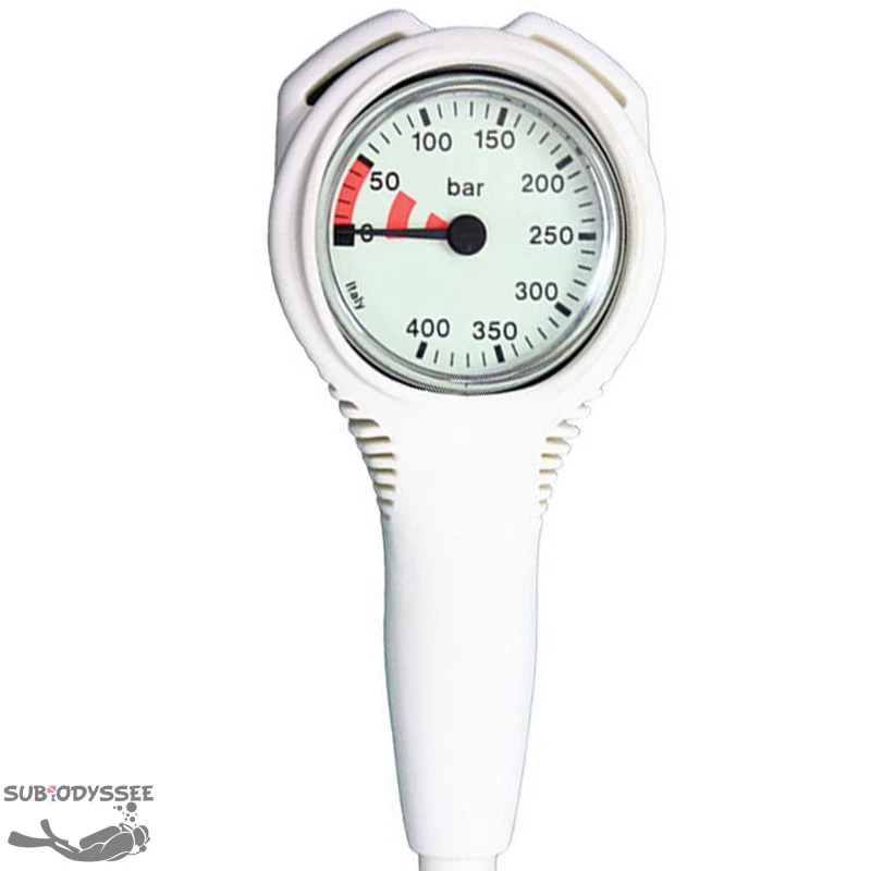 MC9 COMPACT White Pack Détendeur + Octopus Compact + Manomètre Blanc - Cressi – Image 4